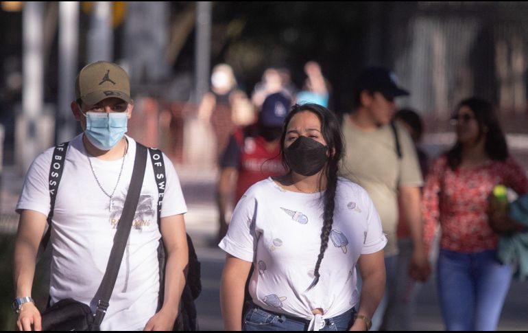 La ocupación media de camas generales en hospitales mexicanos se sitúa en un 14% y la de terapia intensiva en un 11% con tendencia a la baja. EFE / I. Esquivel