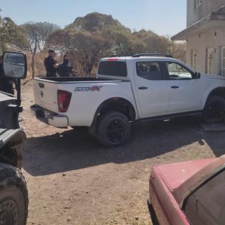 Seguridad en Jalisco: Tras balacera en Jalostotitlán, policías estatales recuperan vehículo y armas