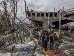 Según datos de la agencia de la ONU, al menos 27 menores han muerto y 42 han resultado heridos desde el inicio de la guerra. EFE / R. Pilipey