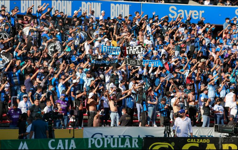 De igual manera, estos grupos de personas fueron vetados de poder apoyar a su equipo en cualquier estadio del país durante un año. IMAGO7