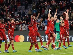 El Bayern Munich exhibió el poderío que tiene en su ofensiva y ya espera rival para Cuartos de Final. EFE/R. Wittek