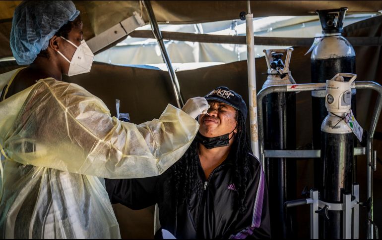 El director general Tedros Adhanom Ghebreyesus señaló la importancia de continuar haciendo pruebas de Covid-19 en todo el mundo a pesar de que hayan pasado alrededor de 2 años. AP / S. Mohamed