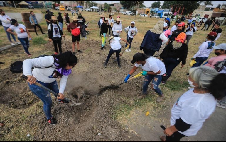 La brigada de madres buscadoras labora en Jalisco desde el pasado 21 de febrero con la finalidad de encontrar desaparecidos. ESPECIAL