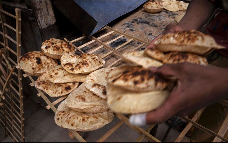 Cualquier escasez de granos ucranianos podría crear inseguridad alimentaria en lugares como Egipto y Líbano. AP/ARCHIVO