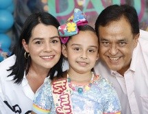 Paulina Corella, Paulina Cosío Corella y Salvador Cosío Gaona. GENTE BIEN JALISCO/CLAUDIO JIMENO