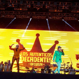 Los Auténticos Decadentes “seducen” a Lupe Esparza