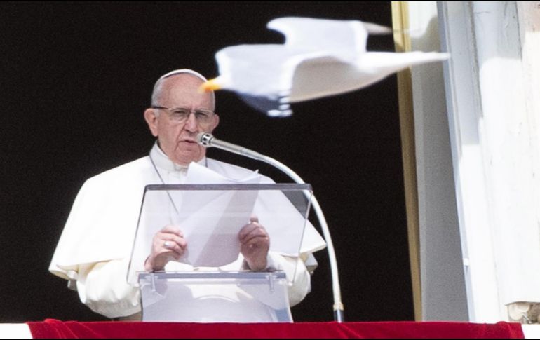 Francisco no ha escondido su profunda preocupación por la guerra que ha estallado en Ucrania e incluso ha ofrecido la mediación de la Santa Sede. EFE / ARCHIVO
