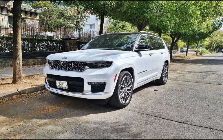 Jeep tiene claro hacia dónde está su futuro y sigue sacando el máximo partido a productos como la Grand Cherokee L. ESPECIAL