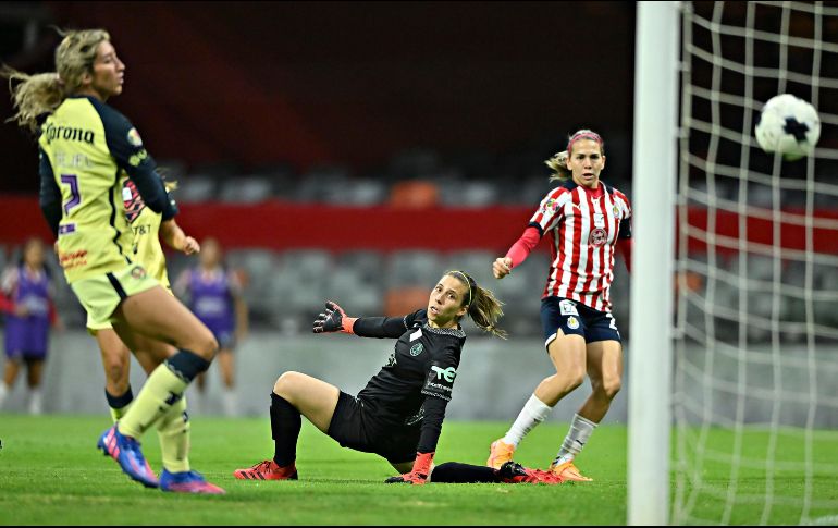 La Chivas derrotaron 2-1 al América. IMAGO7