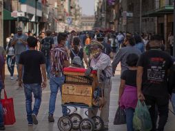 La ocupación media de camas generales se sitúa en un 9% y la de terapia intensiva en un 7% con tendencia a la baja. EFE / I. Esquivel