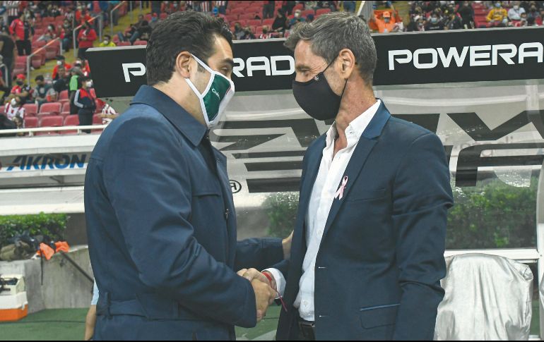 Diferentes. Michel Leaño y Diego Cocca son totalmente opuestos en cuanto ideología en el fútbol. Iago7