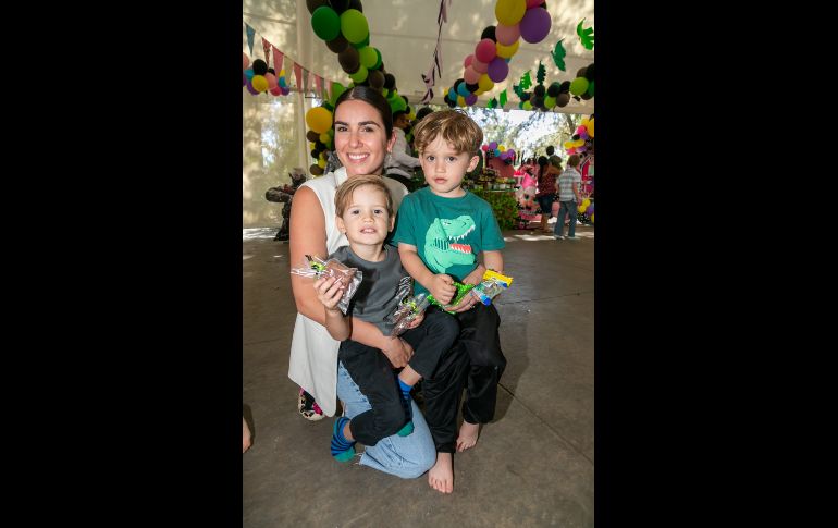 Ana Velarde, Leo Osuna y Mauro Murillo. GENTE BIEN JALISCO/Jorge Soltero
