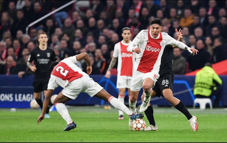 Edson disputó 64 partidos en la Eredivisie, 11 en la Copa de Holanda, 11 en la Champions League y 14 en la Europa League. AFP/ARCHIVO