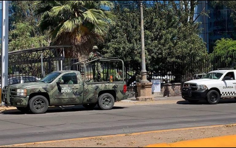 Esta tarde se registró un operativo de seguridad en Puerta de Hierro, en Zapopan. ESPECIAL