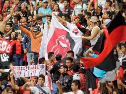 Integrantes de la Barra 51 descartaron que vía redes sociales estén promoviendo mensajes agresivos para calentar los ánimos. IMAGO7