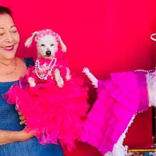 ¡Nada más faltó el vals! Abuelita celebra XV años a su perrita y se vuelve viral
