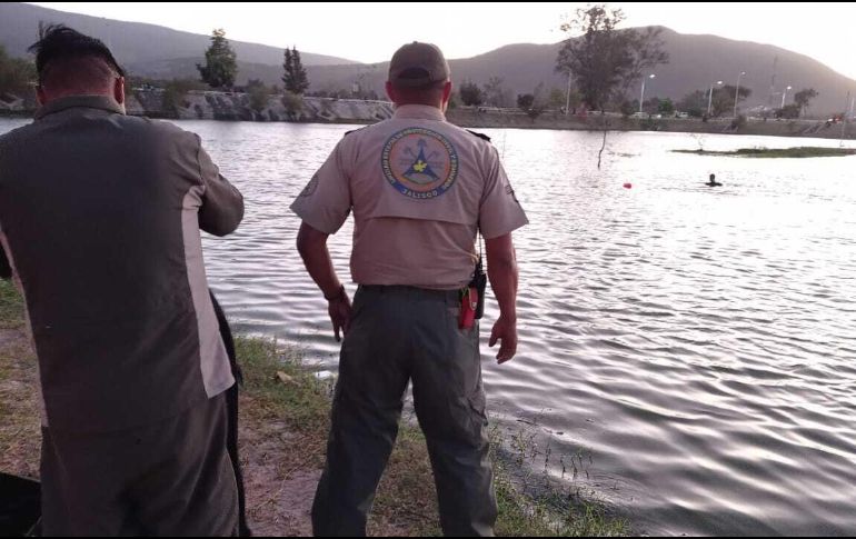 Felipe de Jesús López Sahagún, director general de Protección Civil y Bomberos de Tlajomulco, recomendó a la población no ingresar a realizar actividades en los cuerpos de agua: ESPECIAL