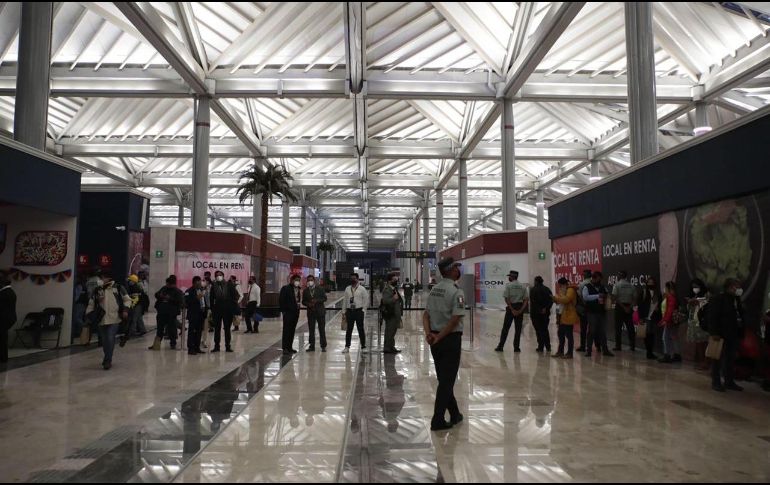 Llegarán y saldrán vuelos nacionales y procedentes de Estados Unidos y Venezuela, así como vuelos de taxis aéreos. / J. Boites