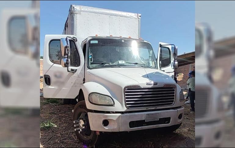 Los vehículos de carga pesada fueron robados el pasado 18 y 19 de marzo. ESPECIAL /