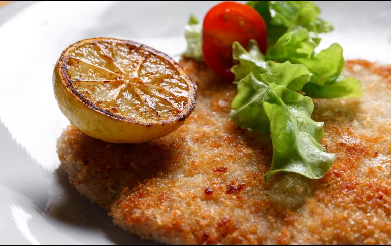 Una buena opción para la hora de la comida en tiempo de cuaresma es un filete empanizado. ISTOCK.