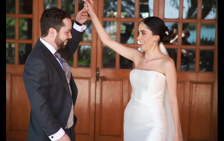 Carlos Muñoz y Estfanía Sánchez. GENTE BIEN JALISCO/@Antonio Martínez