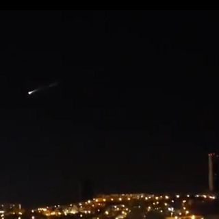 Viral: Cae cohete ruso en México y lo confunden con un meteorito (VIDEO)