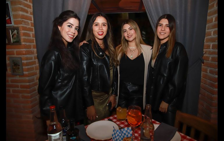 Areli Herrera, Karla Herrera, Michelle Casillas y Marcela Casillas. GENTE BIEN JALISCO/Antonio Martínez