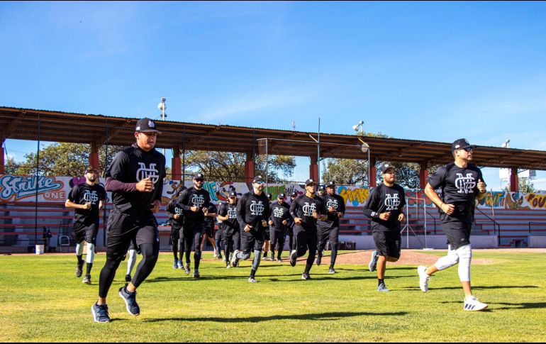 La novena tapatía fortaleció su cuerpo de pitcheo. Mariachis de Guadalajara hizo oficial la llegada del serpentinero Edgar García directo de la MLB. TWITTER / @MisMariachisGDL