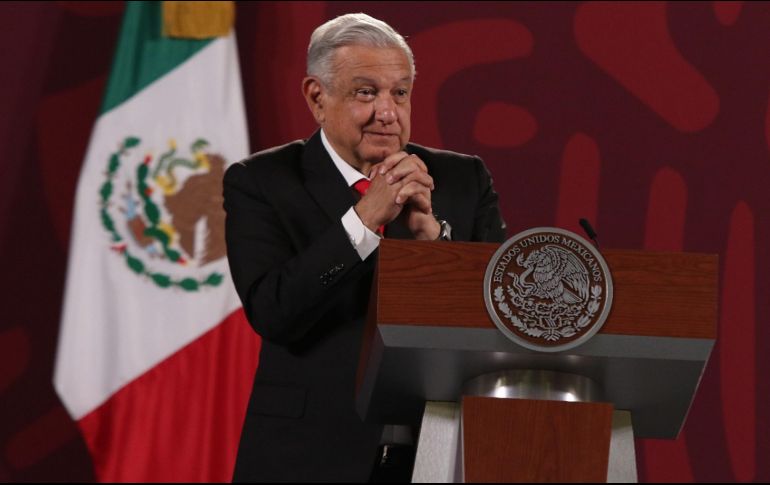 AMLO asegura que a la par de la construcción del Tren maya se plantarán arboles como el huayacán, el maculi y el flamboyán. SUN / C. Mejía