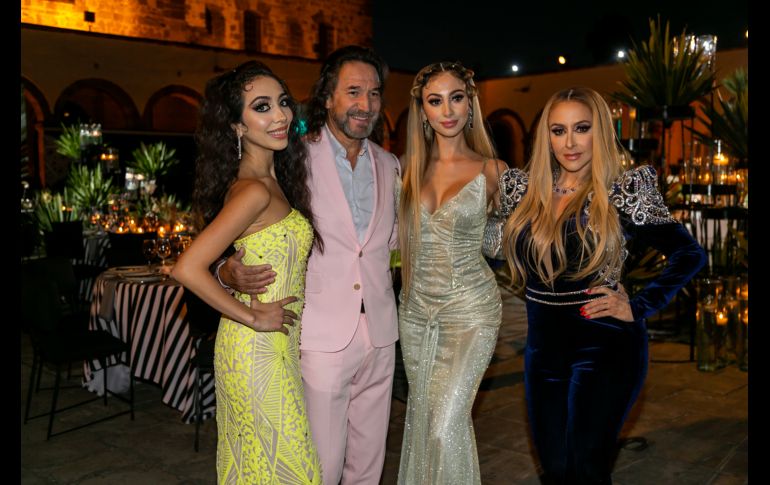 Alison, Marco Antonio, Marla y Christian Solís. GENTE BIEN JALISCO/Jorge Soltero