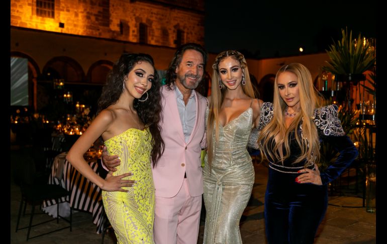 Alison, Marco Antonio, Marla y Christian. GENTE BIEN JALISCO/Jorge Soltero