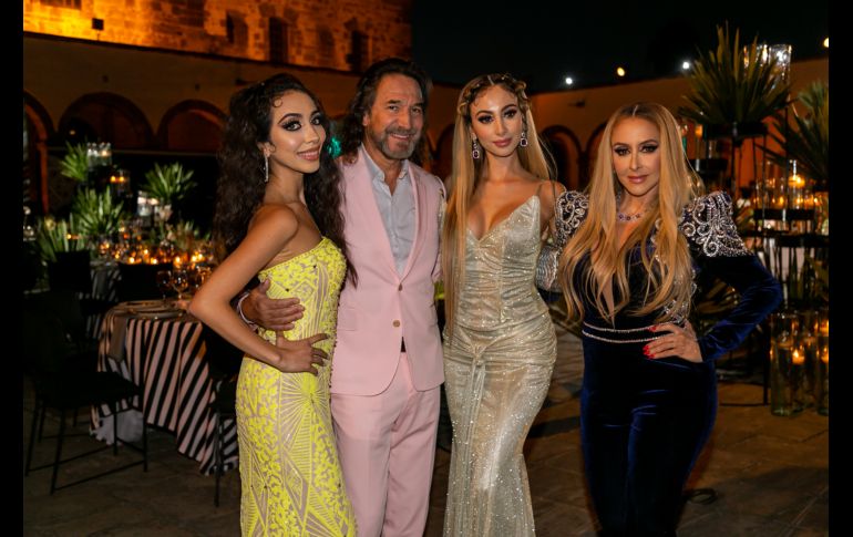 Alison, Marco Antonio, Marla y Christian. GENTE BIEN JALISCO/Jorge Soltero