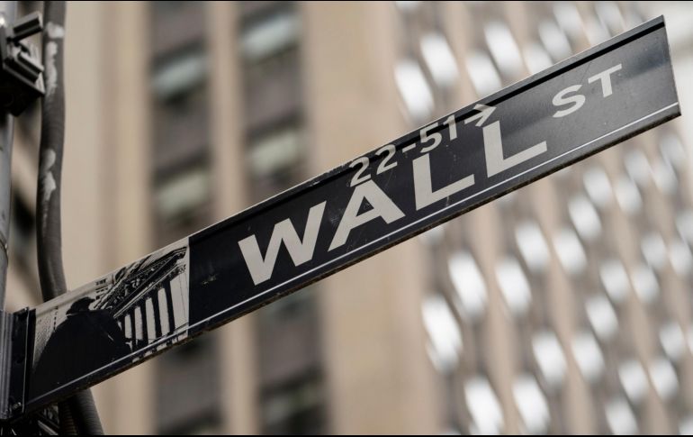 El índice S&P 500 subió 1.1%, el promedio industrial Dow Jones avanzó 1% y el tecnológico Nasdaq ganó 1.9% este día. AP/ARCHIVO