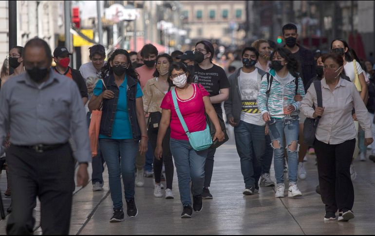 La ocupación media de camas generales en hospitales mexicanos se sitúa en un 7% y la de terapia intensiva en un 5% con tendencia a la baja. EFE / I. Esquivel
