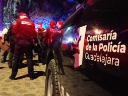 La afectada señaló que estaba platicando con un amigo afuera de su casa, cuando llegó su expareja y los atacó. ESPECIAL