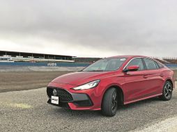 La marca introduce este sedán compacto para complementar su abanico de opciones dentro del mercado nacional. ESPECIAL/C. Álvarez