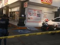 Acudieron al punto elementos de la Fiscalía, así como peritos del Instituto Jalisciense de Ciencias Forenses. ESPECIAL