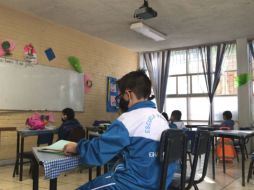 Usuarios de Twitter cuestionaron la capacidad de una persona dedicada a la docencia debido a su forma de vestir. EL UNIVERSAL/Archivo.