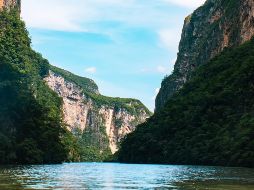 El Cañón del Sumidero en Chiapas es un lugar que puede visitarse en esta primavera. ESPECIAL/Photo by Gabriel Tovar on Unsplash.