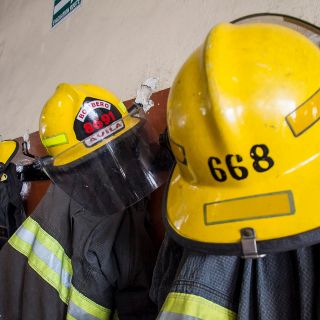 Tlajomulco: Bomberos municipales han atendido más de mil incendios este año