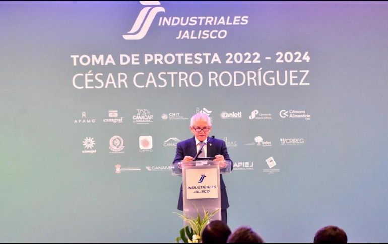 En la imagen César Castro Rodríguez durante su toma de protesta como coordinador del CCIJ para el periodo 2022-2024. ESPECIAL /