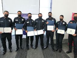 El reconocimiento, coincidieron el comisario de la Policía de Zapopan y el alcalde, Juan José Frangie, representa una motivación para seguir trabajando. EL INFORMADOR/A. Camacho