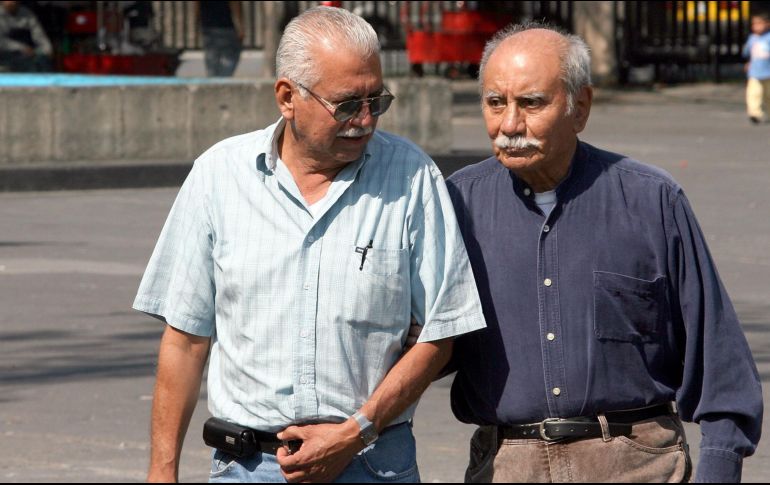 La Pensión del Bienestar para adultos mayores consiste en un apoyo económico de tres mil 850 pesos bimestrales. ARCHIVO