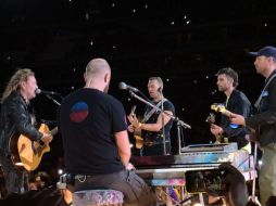 Momento emblemático para los tapatíos fue la aparición de Fher Olvera de Manáen el concierto de Coldplay. CORTESÍA / Daniel Gamez