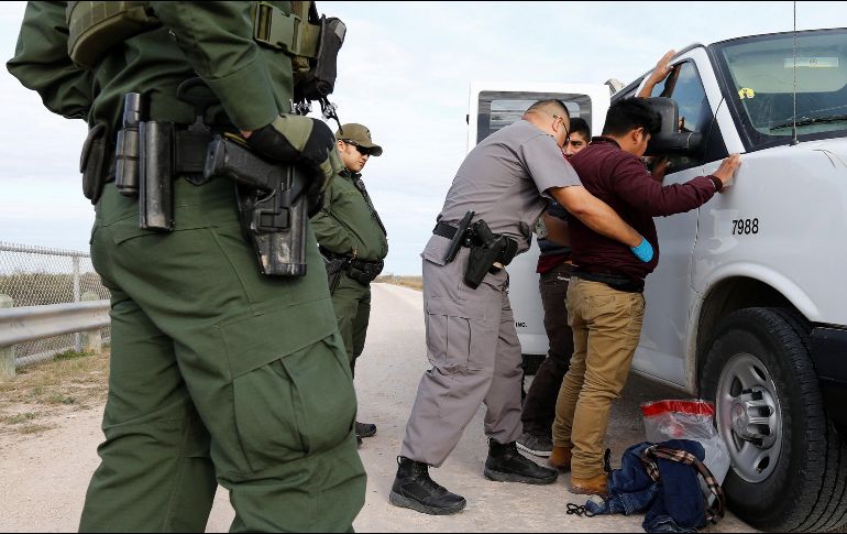 En aplicación de esa norma sanitaria, iniciada por el gobierno del expresidente Donald Trump hace dos años y que vence hoy, más de 1.6 millones de migrantes han sido expulsados en la frontera de manera expedita. EFE / ARCHIVO