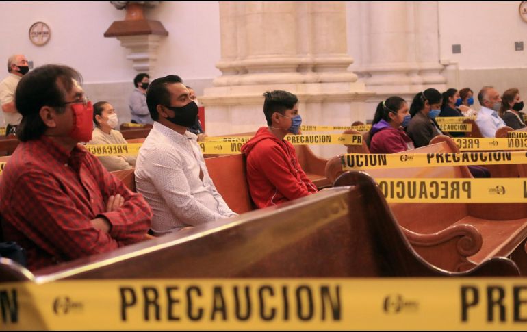 Los representantes del Arzobispado exhortaron a continuar con las medidas sanitarias para evitar que haya un aumento de casos de COVID. EFE / ARCHIVO