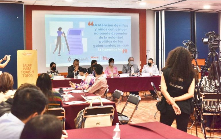 Buscan fortalecer el sistema de salud para ofrecer una atención integral, así como el acceso universal a los medicamentos para el tratamiento. TWITTER/@MonicaMgn