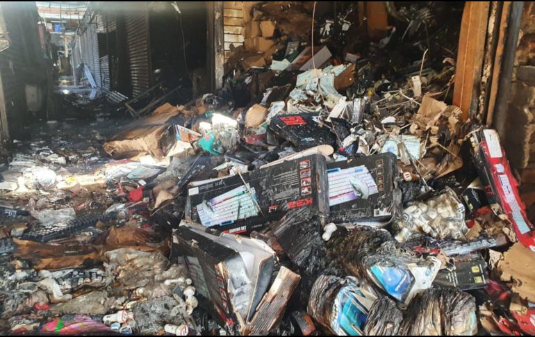 Imagen de las afectaciones en el Mercado San Juan de Dios tras el incendio. EL INFORMADOR / A. Navarro