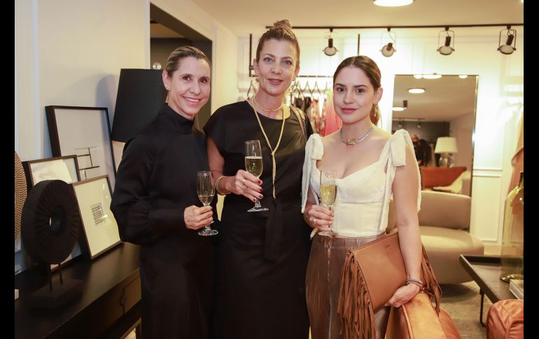 Fabrizia Ramella de Arriola, Marcela Zepeda y Fabrizia Arriola. GENTE BIEN JALISCO/Antonio Martínez