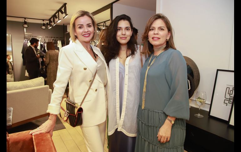 Ana Martha Salazar, Andréa Flores y Catalina Olea. GENTE BIEN JALISCO/Antonio Martínez